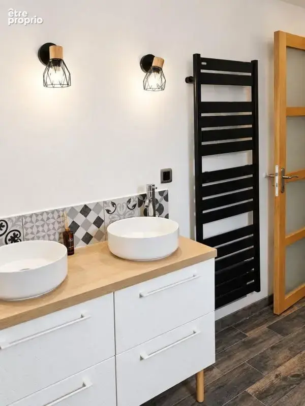  Au cœur de La Ferté-Saint-Aubin — Maison de caractère de 98 m² avec jardin - photo 12
