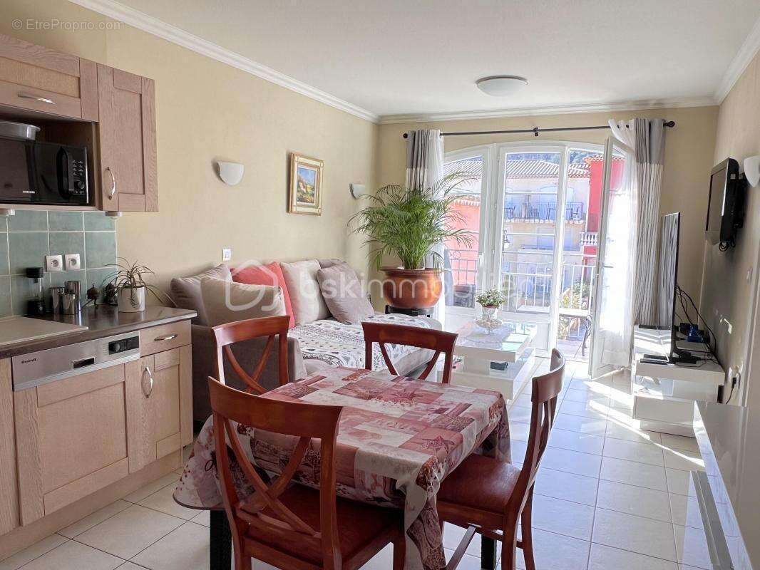 Appartement à CALLIAN