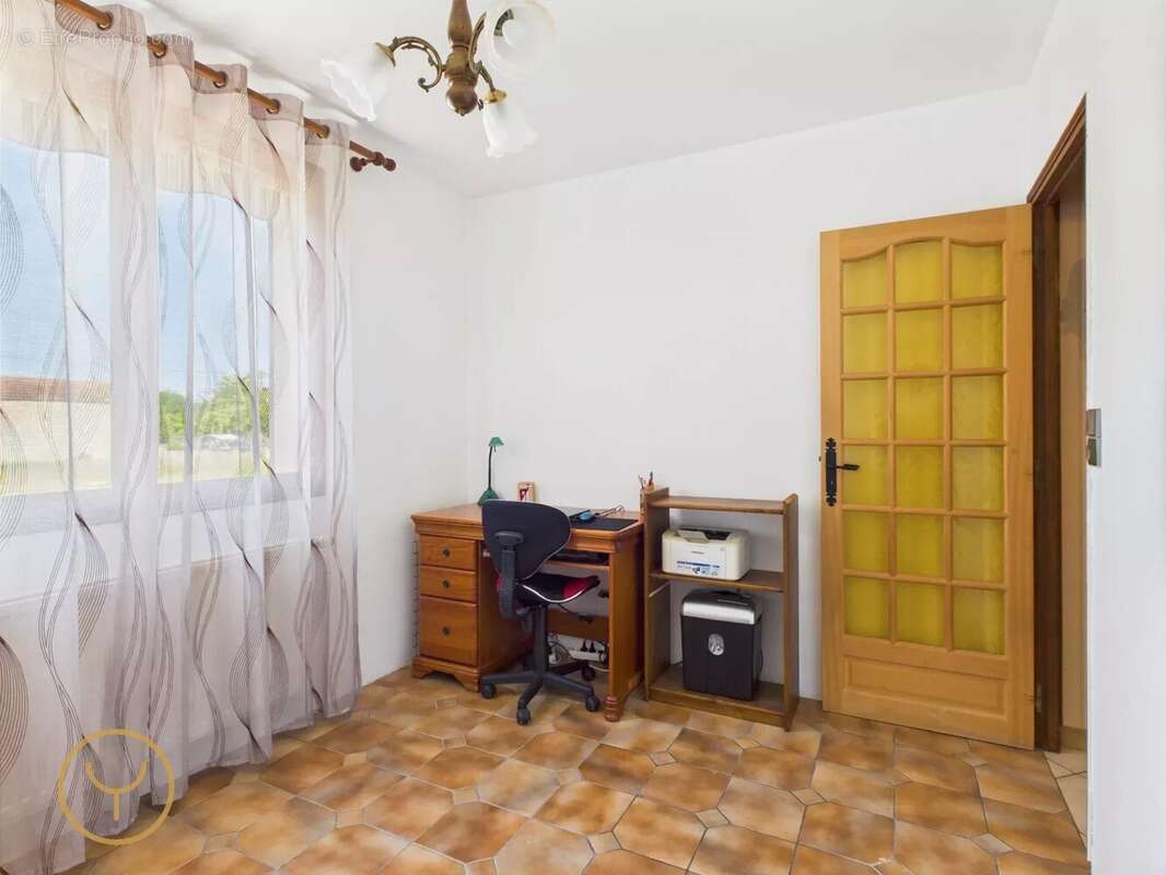 Maison à ROMILLY-SUR-SEINE