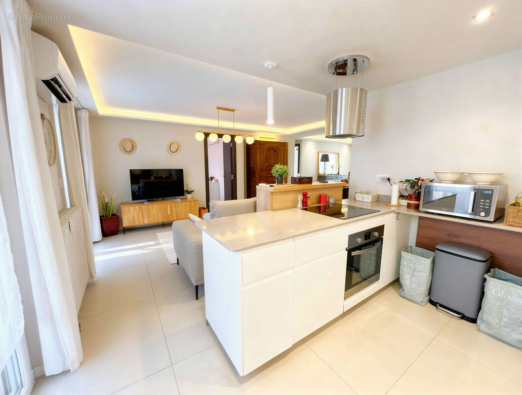 Cannes palm beach - 3 pièces traversant 72 m2 - double extérieur - garage disponible - à 3 min des plages - photo 6