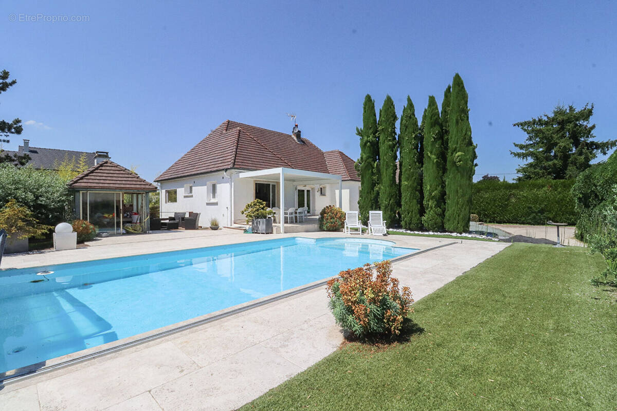 Maison à NEUILLY-LES-DIJON