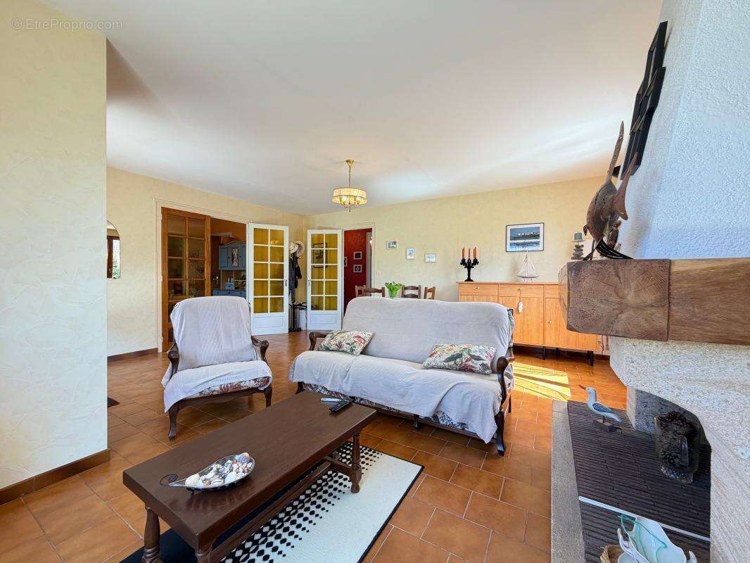 Maison 4 pieces + garage à 700 m plage et commerces de pontaillac - photo 4
