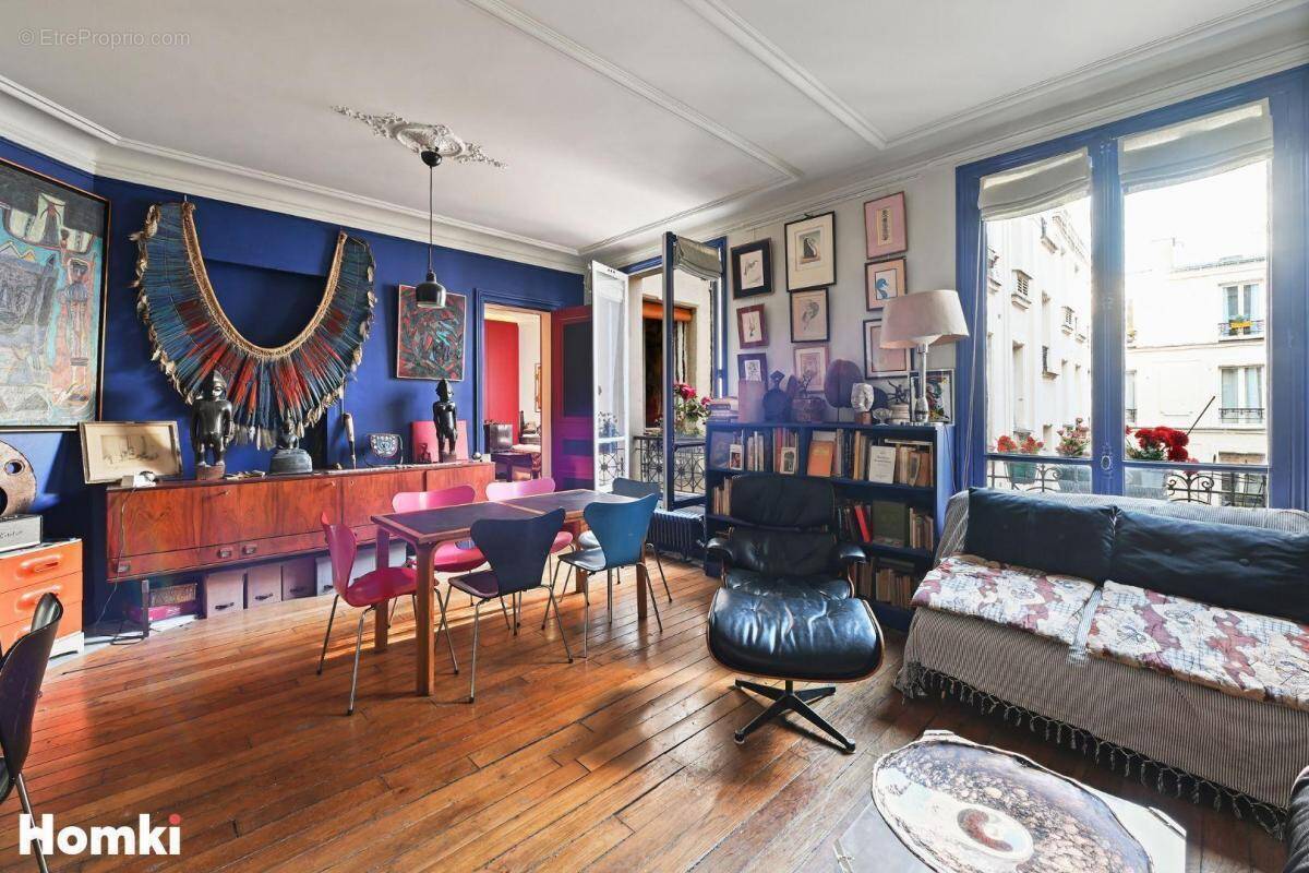 Appartement à PARIS-18E