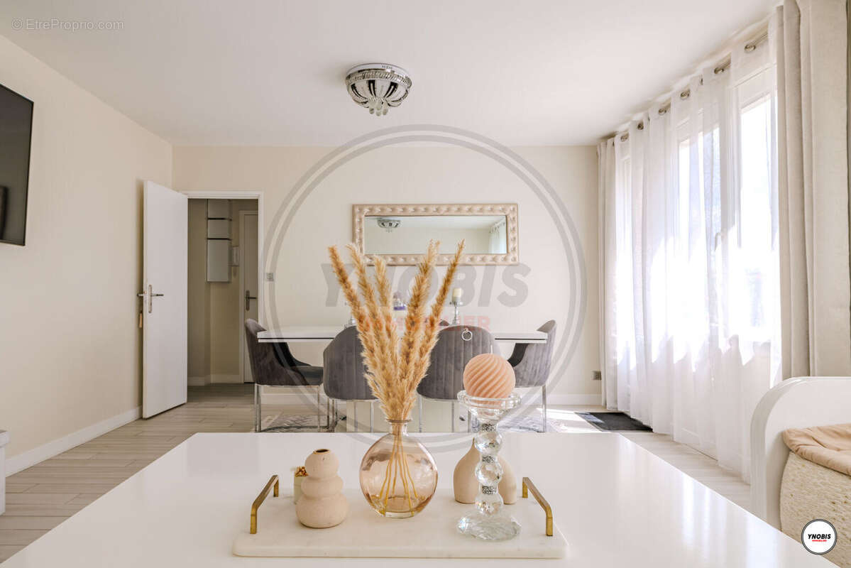 Appartement Les Mureaux  4 pièce(s) 86 m2 - photo 5