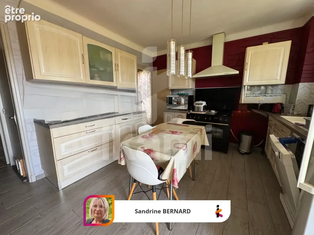 Maison 4 pièces de 95 m2 sur un terrain de 730 m2 - photo 7