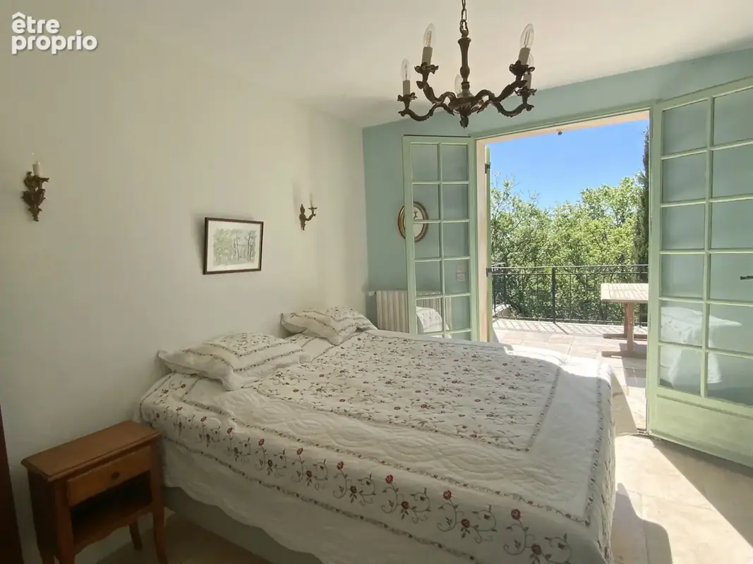 Villa avec vue imprenable à seulement 6 km d'Uzès. - photo 10