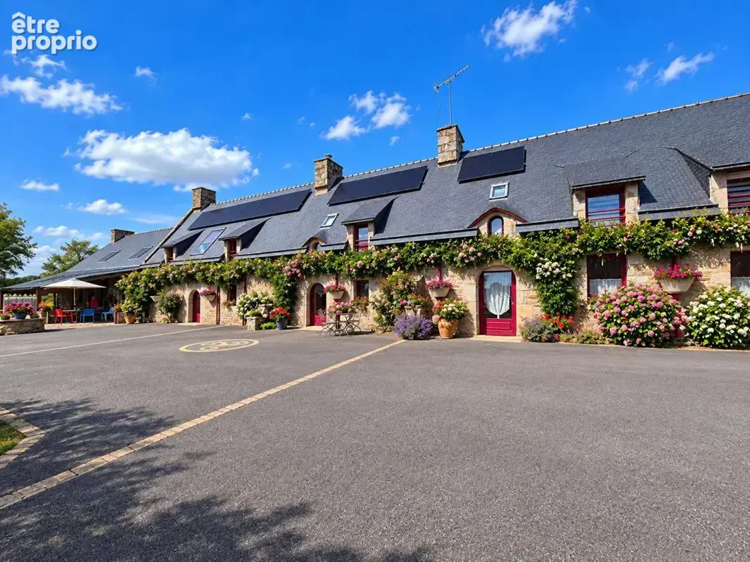 Languidic - propriété de caractère de 242 m² avec gîtes, grange amenageable  sur 3 760 m² de terrain (220 m2 au sol encore aména - photo 2