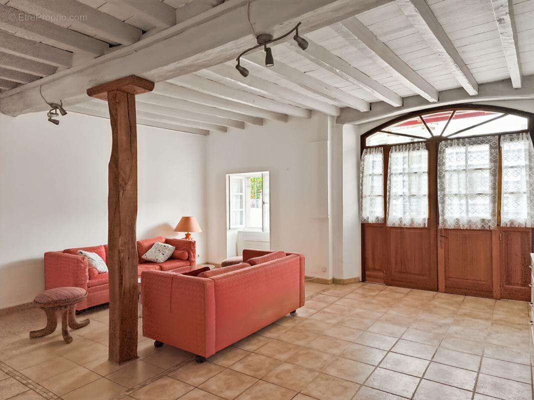 Maison à SAINT-PALAIS