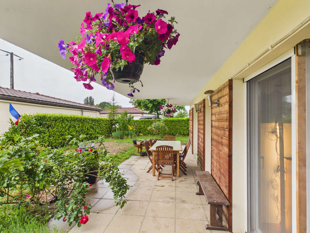 Appartement à DOUVAINE