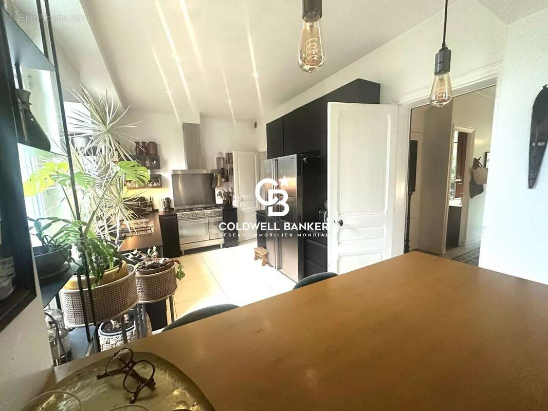 Maison à LE VESINET