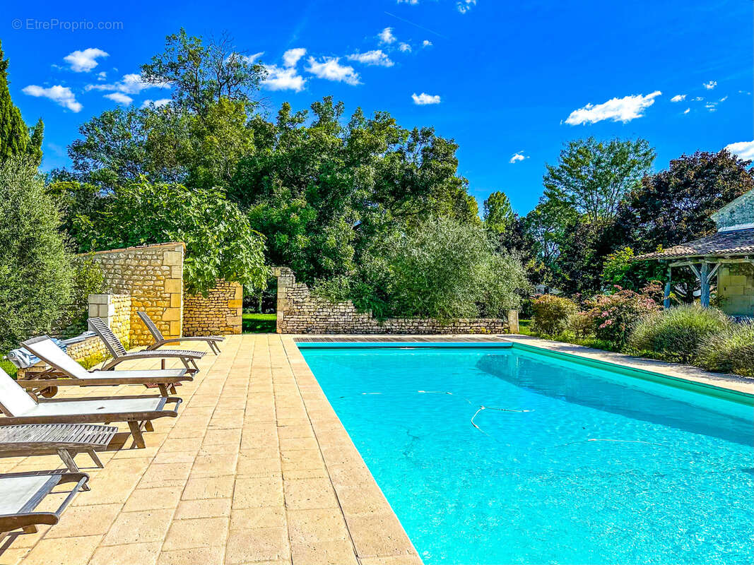 Maison à SAINT-GERMAIN-DU-SEUDRE