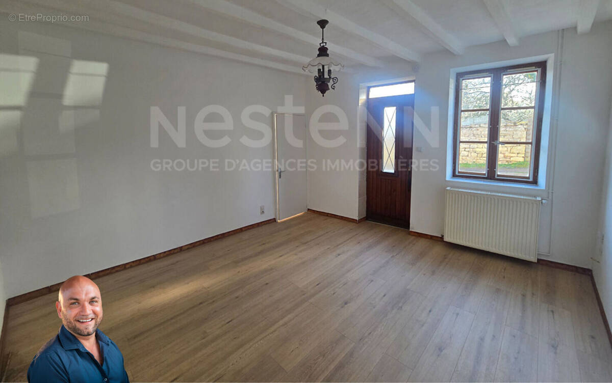 Maison à COULANS-SUR-GEE