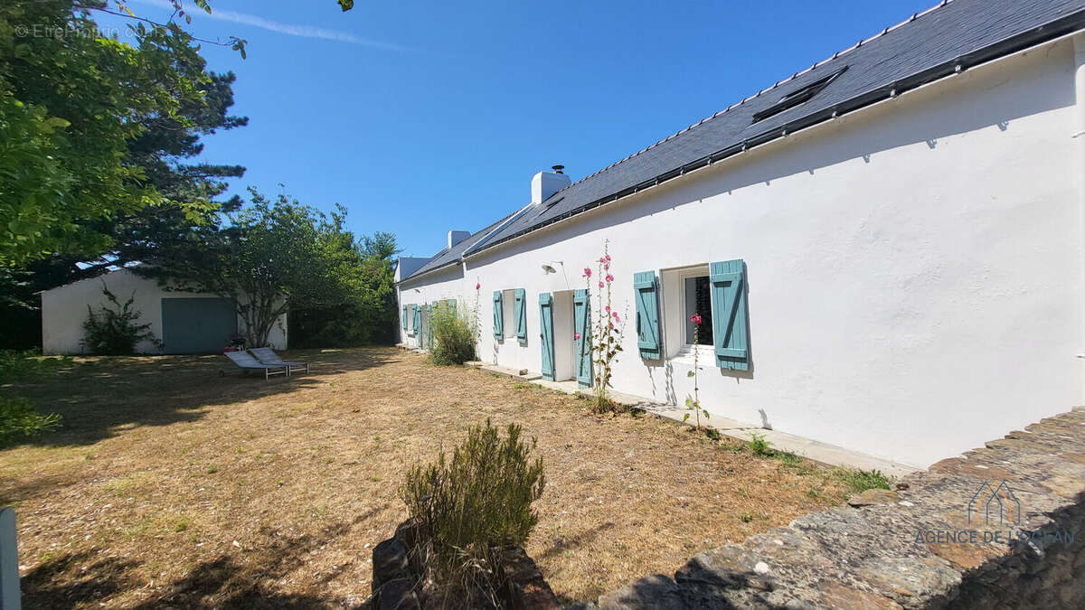 Maison à LE PALAIS