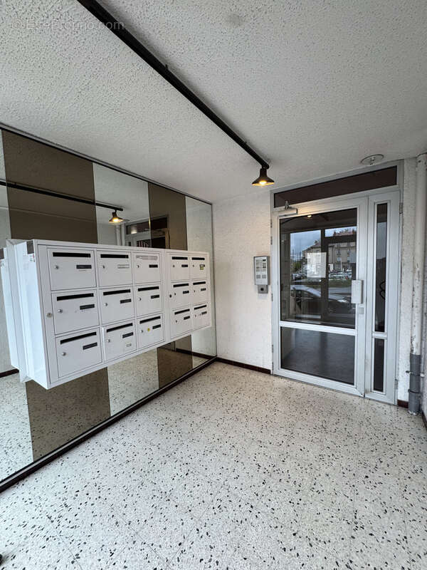 Appartement à SAINT-ETIENNE