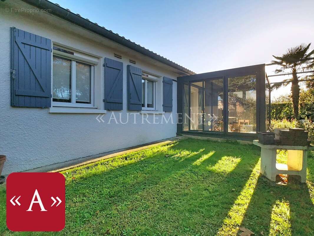 Maison à SAINT-SULPICE