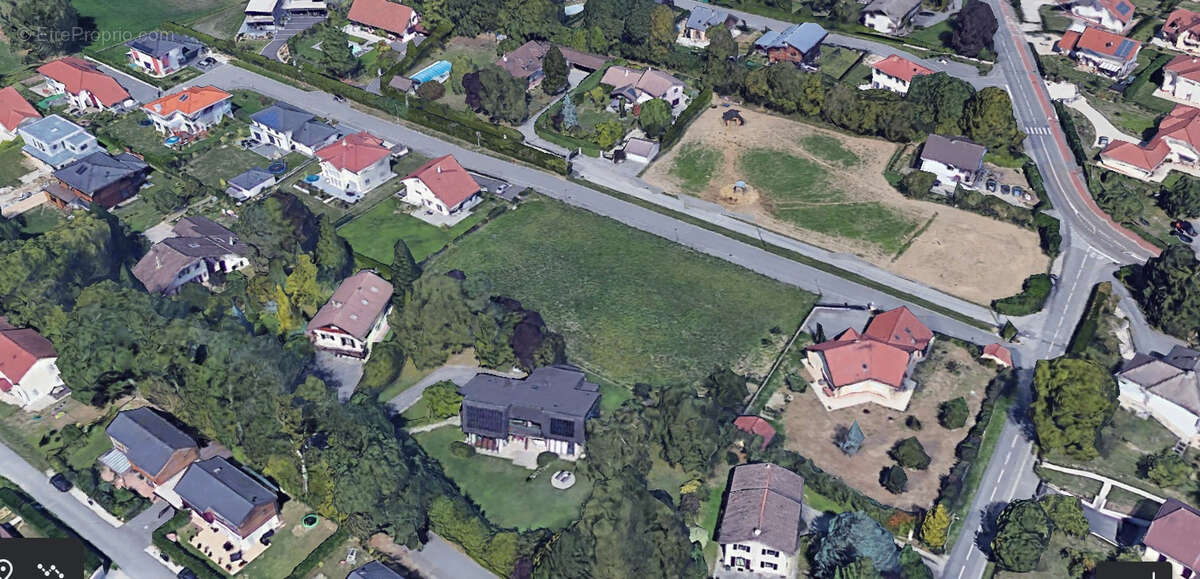 Maison à PREVESSIN-MOENS