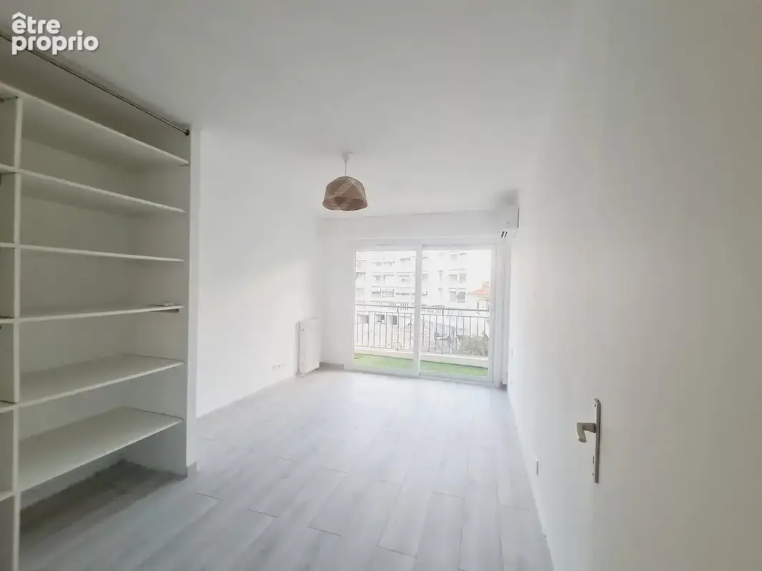 Appartement 85 m² à Le Cannet  - photo 7