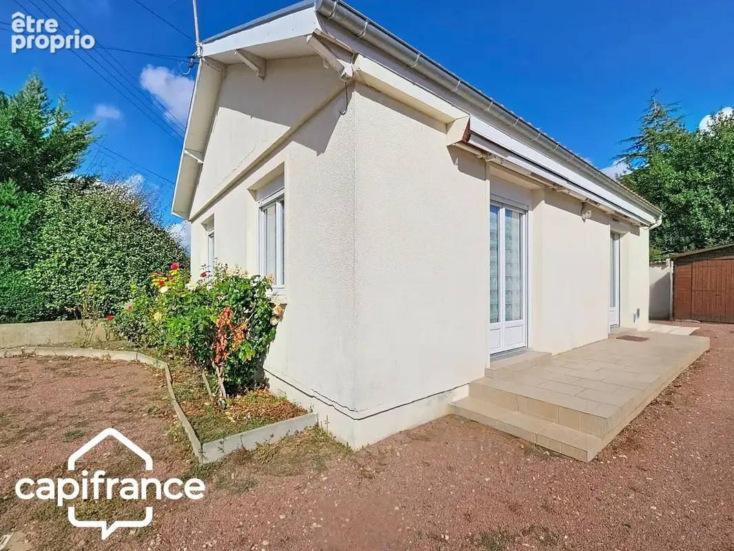 Maison de plain-pied 56 m² – 2 chambres – garage et dépendance – terrain 336 m² – Thouars - photo 12