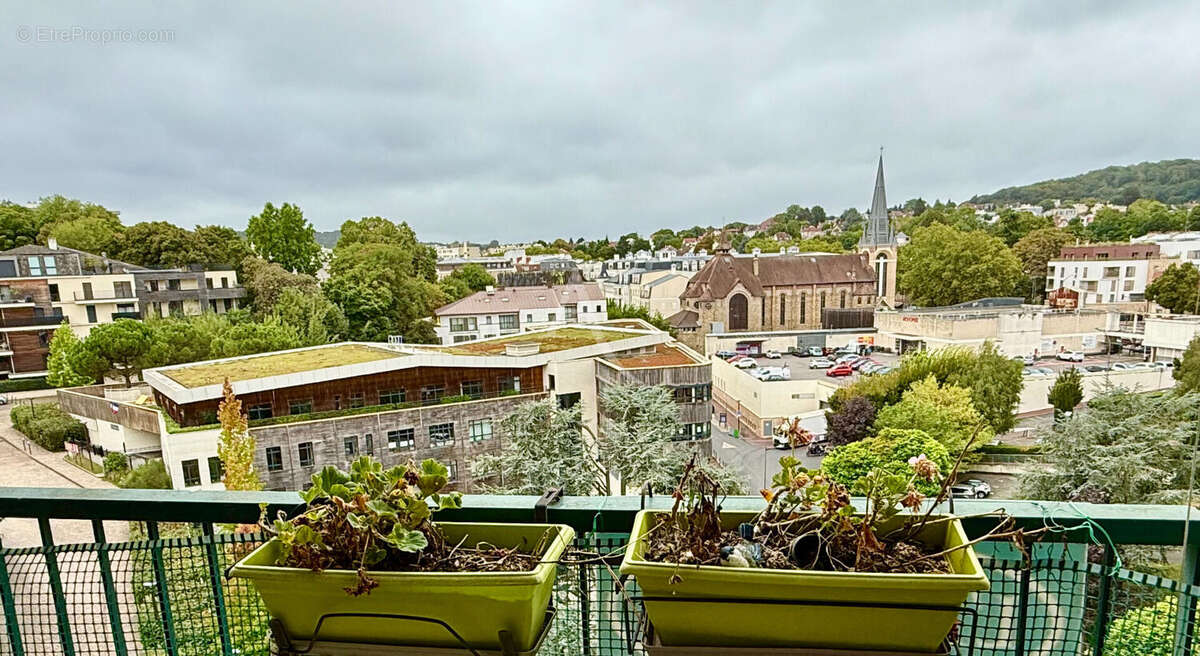 Appartement à CHAVILLE