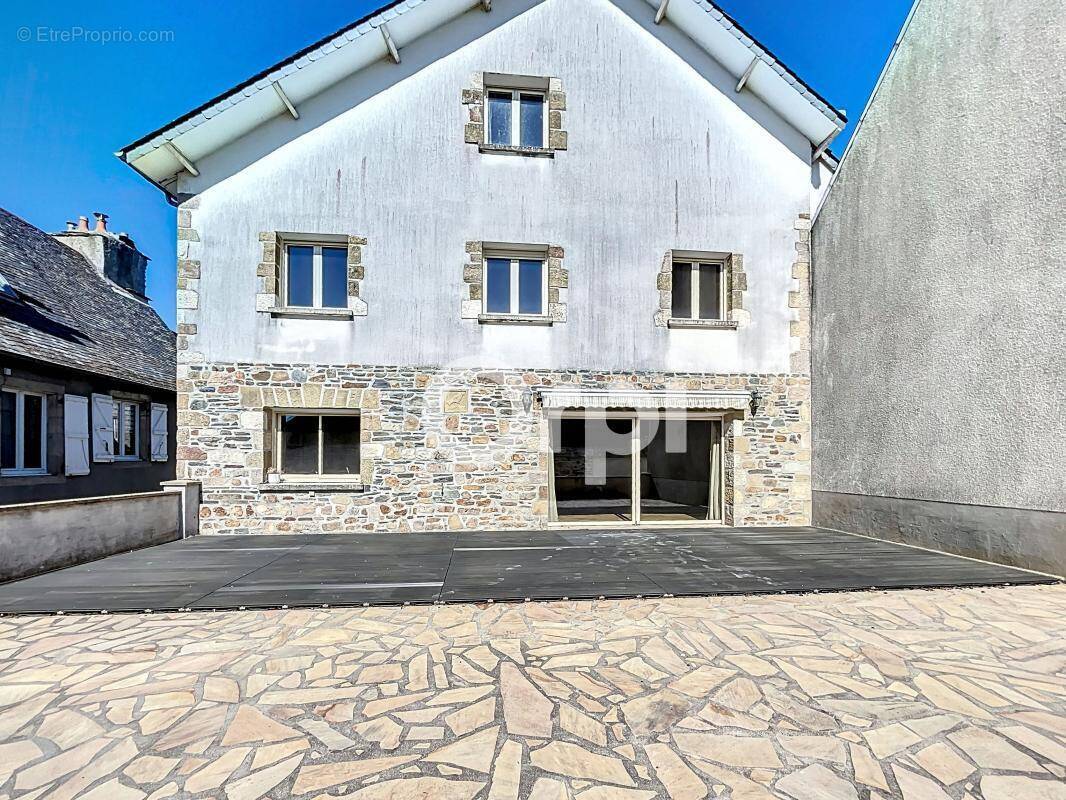 Maison à SAINTE-FEREOLE