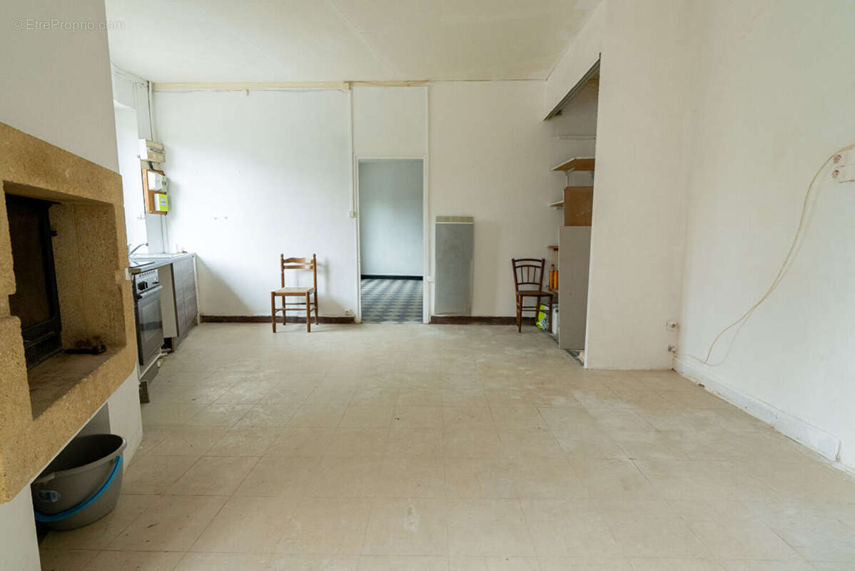 Maison à LADERN-SUR-LAUQUET