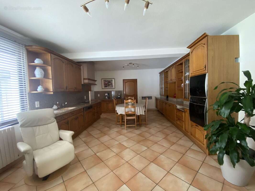 cuisine 1ère maison - Maison à CAHORS