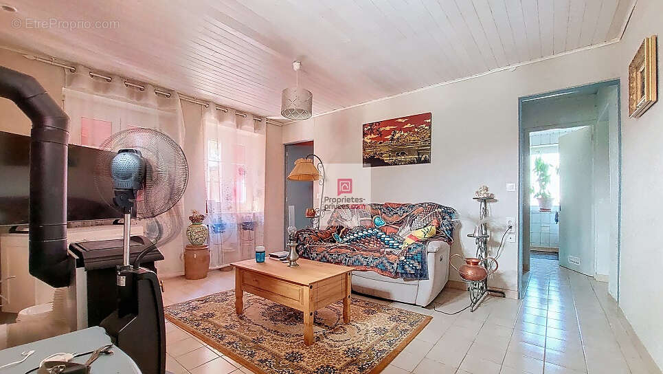 Maison à PLAZAC