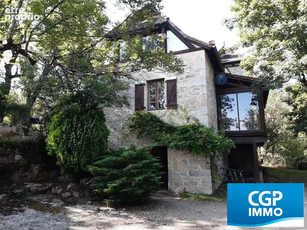 Photo Maison à Saint-Laurent-Les-Tours au prix de 247 800€