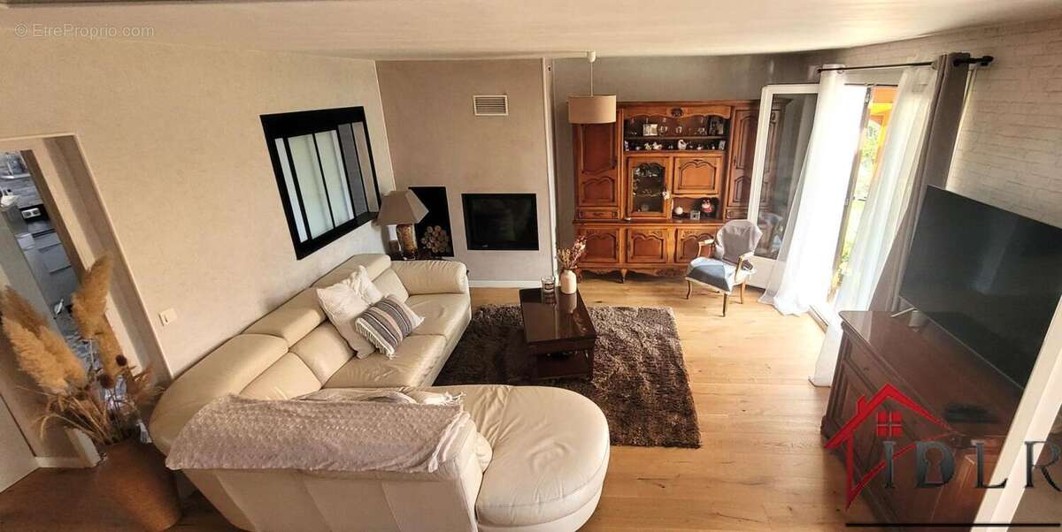 Maison à BRIE-COMTE-ROBERT