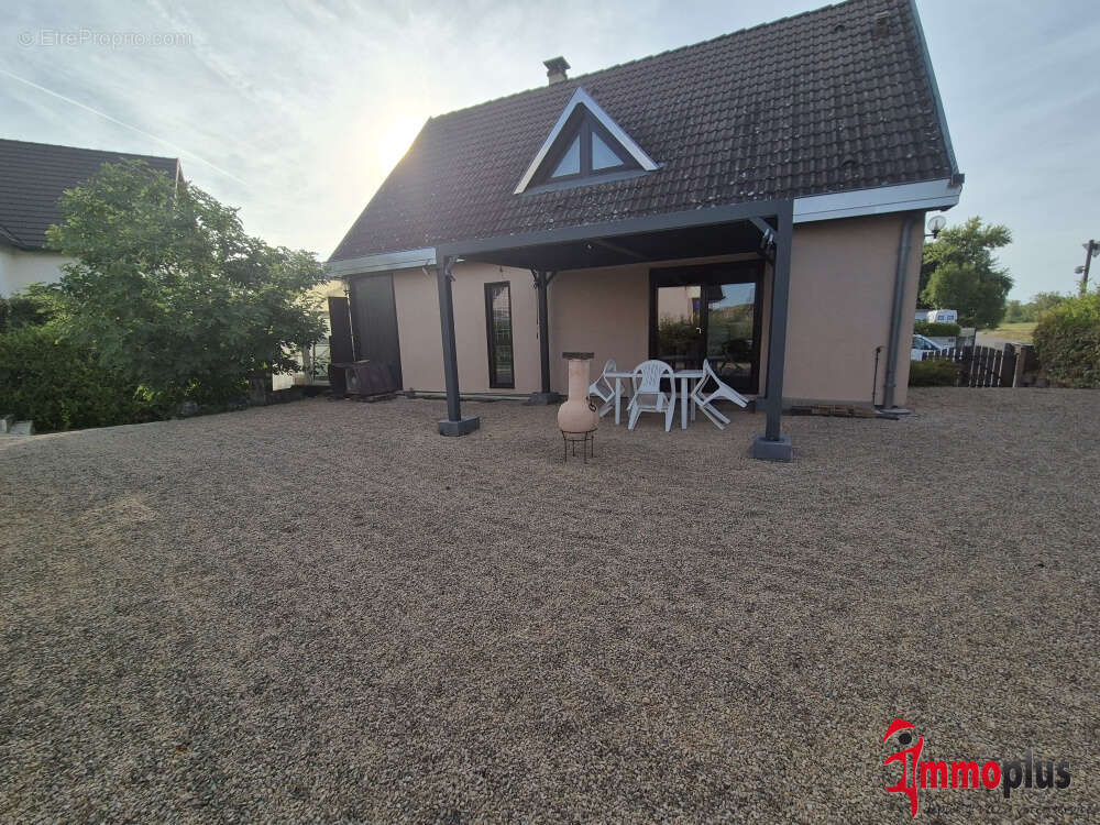 Belle maison dans quartier calme avec vue imprenable à Village-Neuf - photo 2