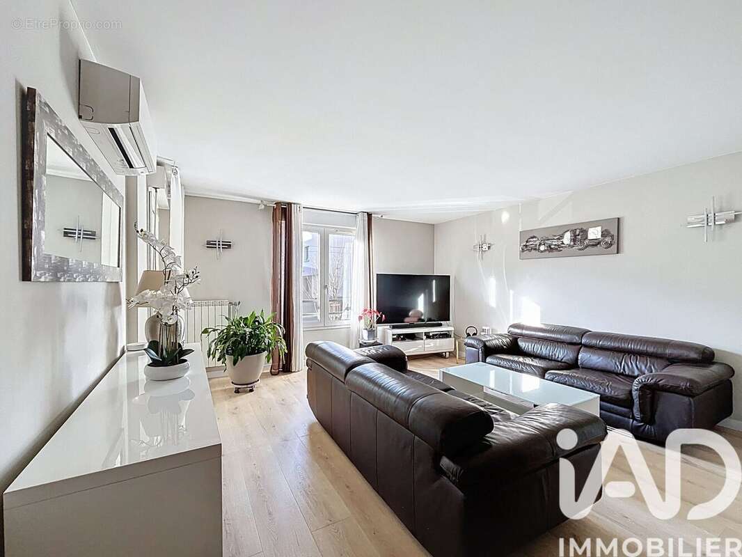 Photo 6 - Appartement à VILLEURBANNE