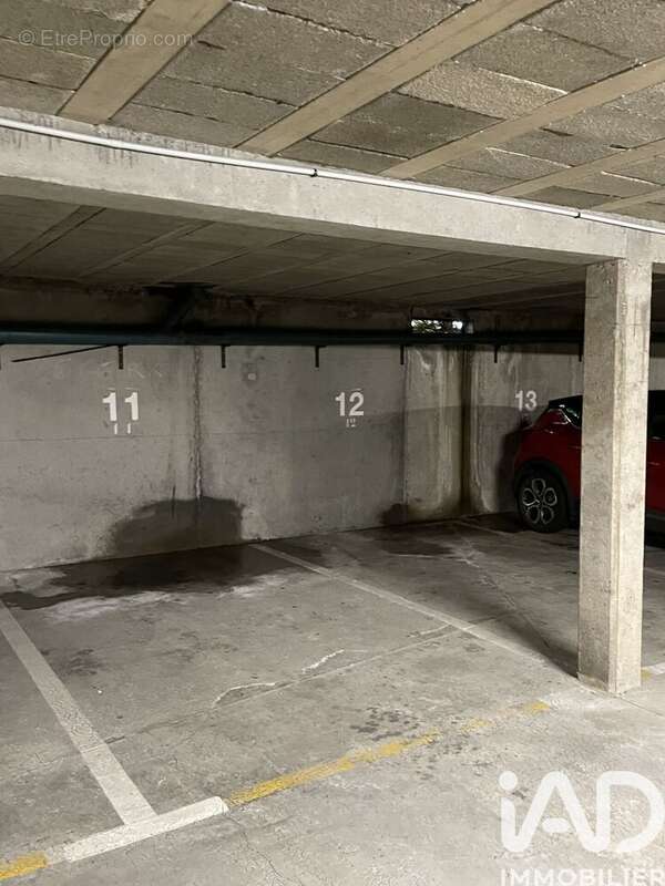 Photo 5 - Parking à QUIMPER
