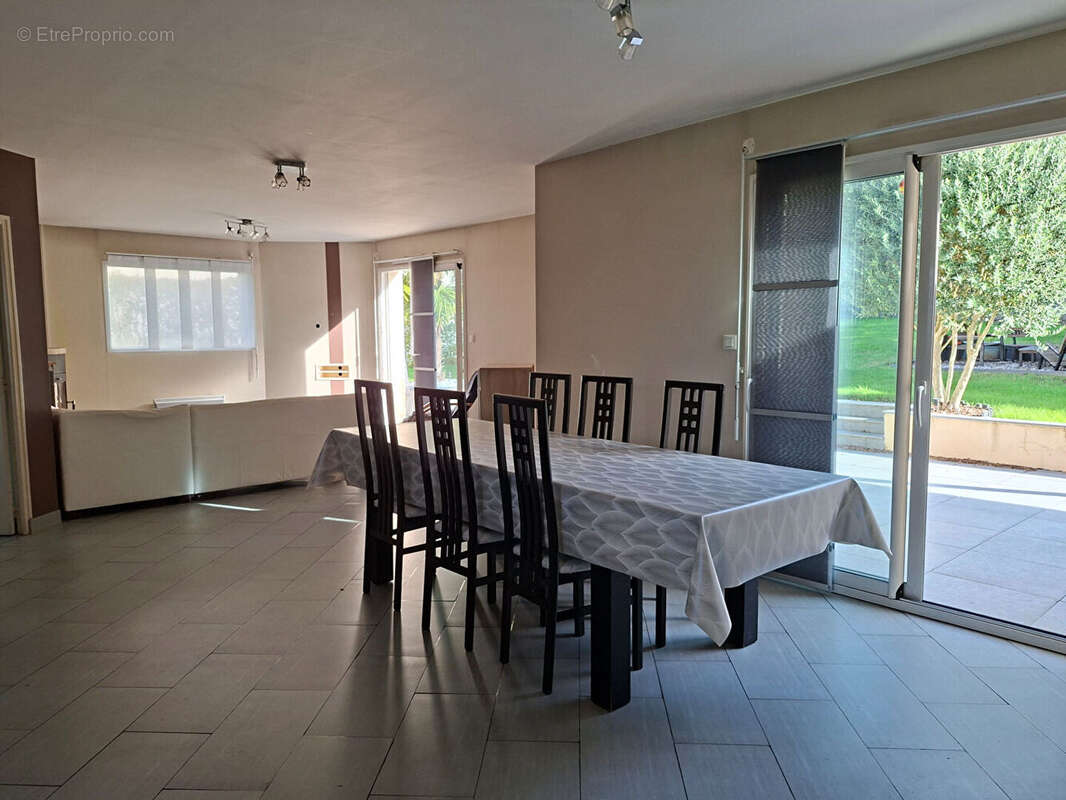 Maison à LE THEIL-DE-BRETAGNE