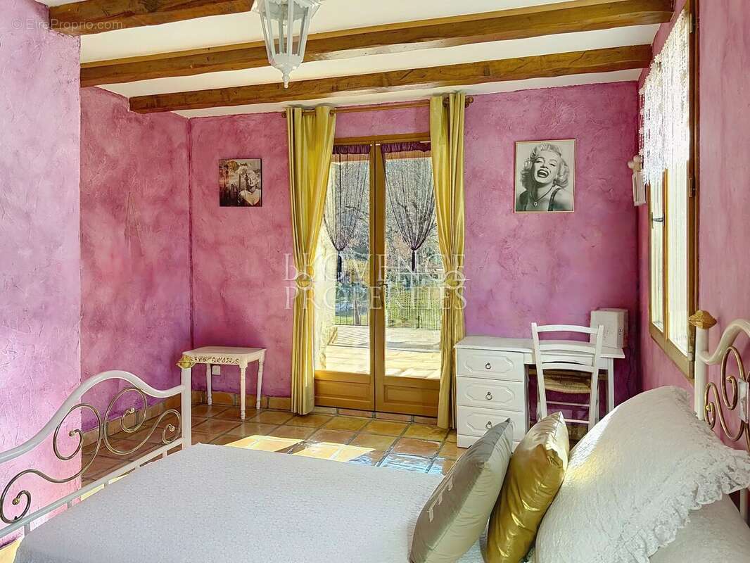 Maison à ROUGIERS