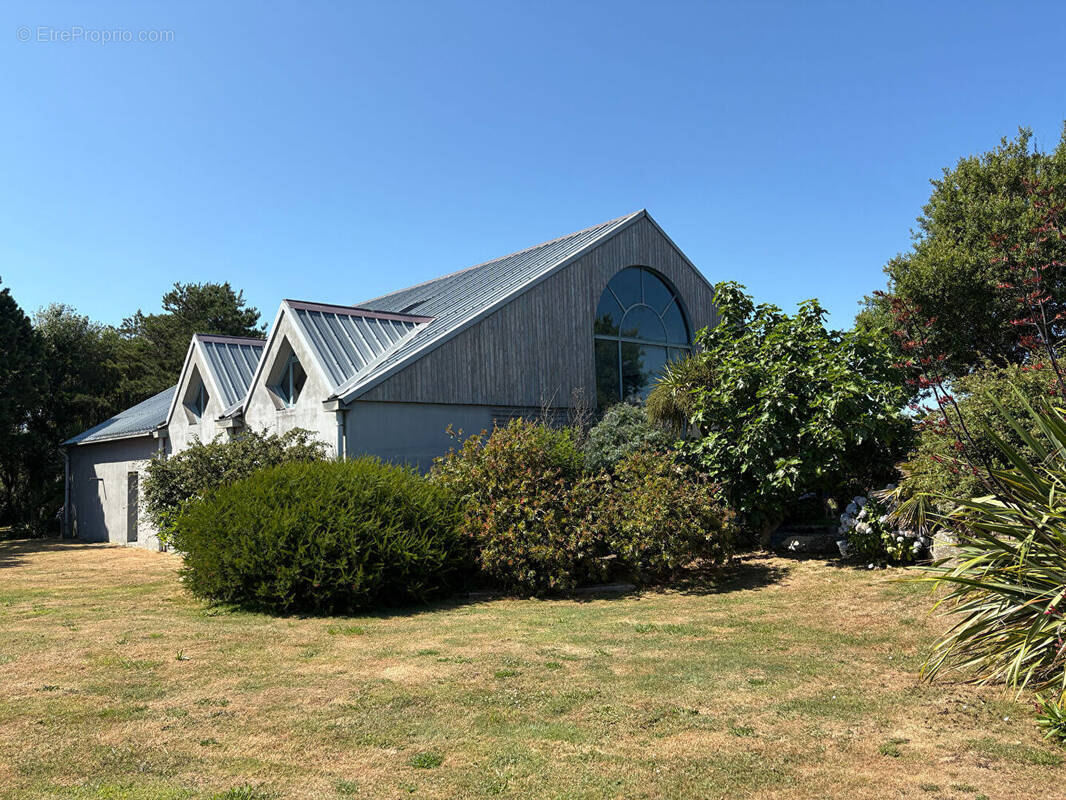 Maison à POULDREUZIC