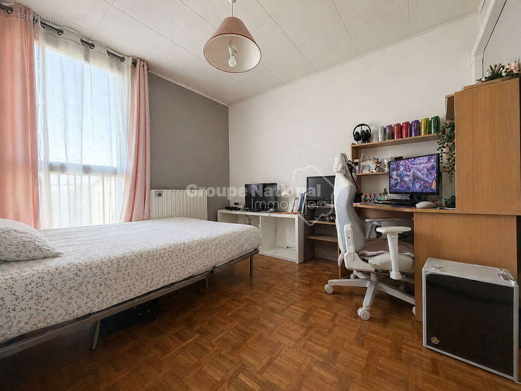 Appartement à MARSEILLE-15E