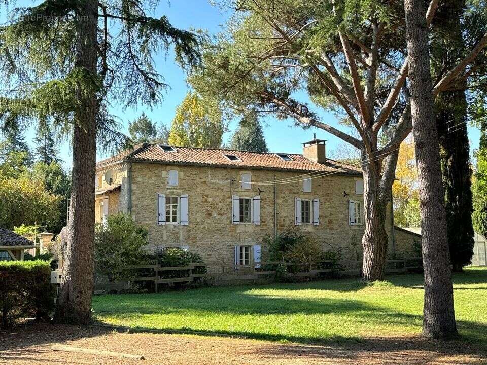 Maison à VIRE-SUR-LOT