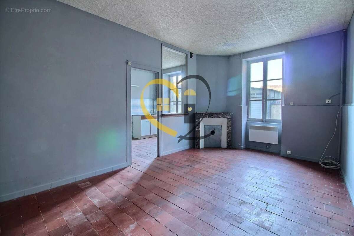 Maison à CHATEAUNEUF-SUR-CHER