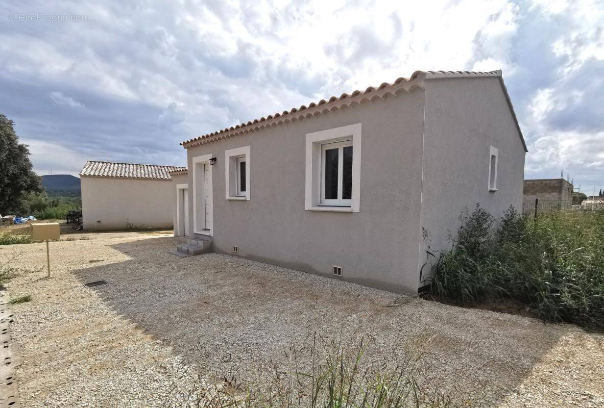 Maison à BAGNOLS-SUR-CEZE