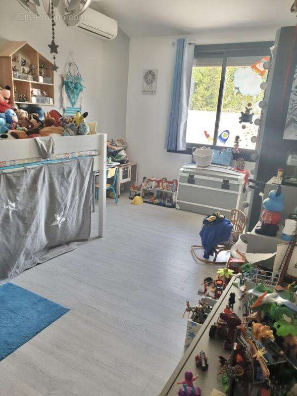 Mauguio – Ensemble immobilier : résidence principale + 5 appartements - photo 12