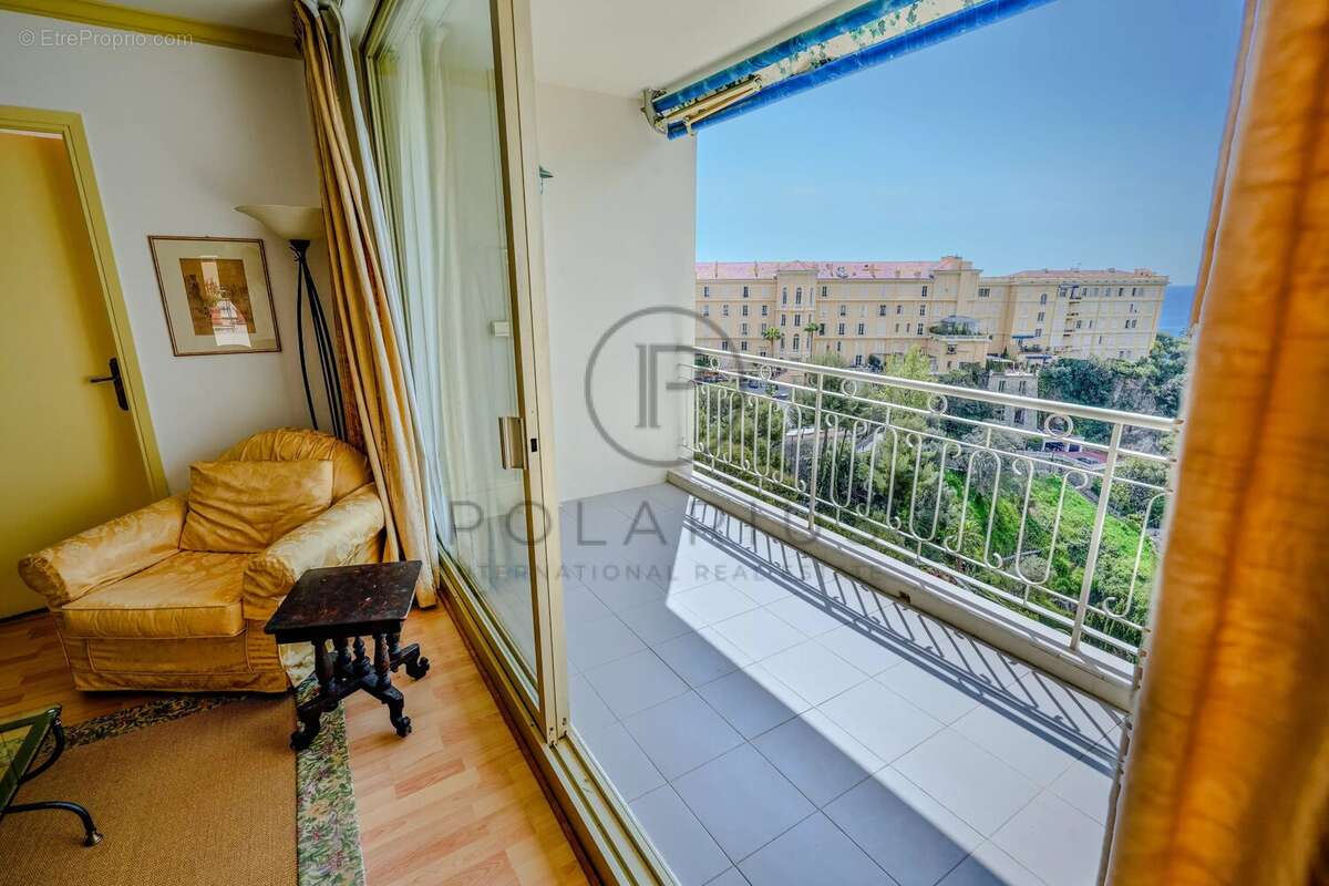 Appartement à CAP-D'AIL