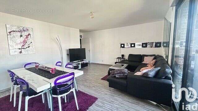Photo 3 - Appartement à GENNEVILLIERS