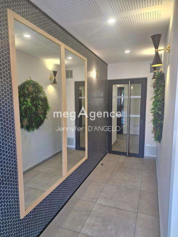 Appartement à SANARY-SUR-MER
