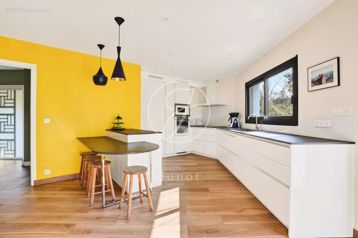 Maison à LE VESINET