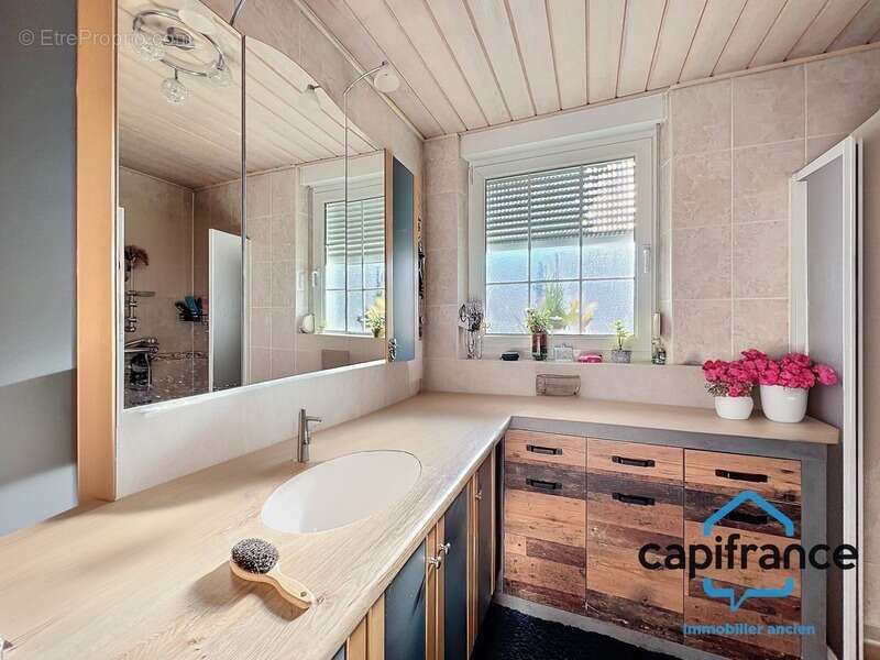 Maison à REYERSVILLER