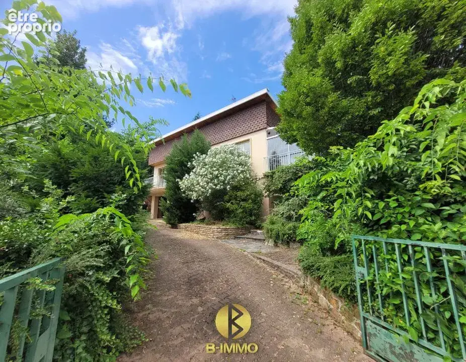 Maison à LE PEAGE-DE-ROUSSILLON