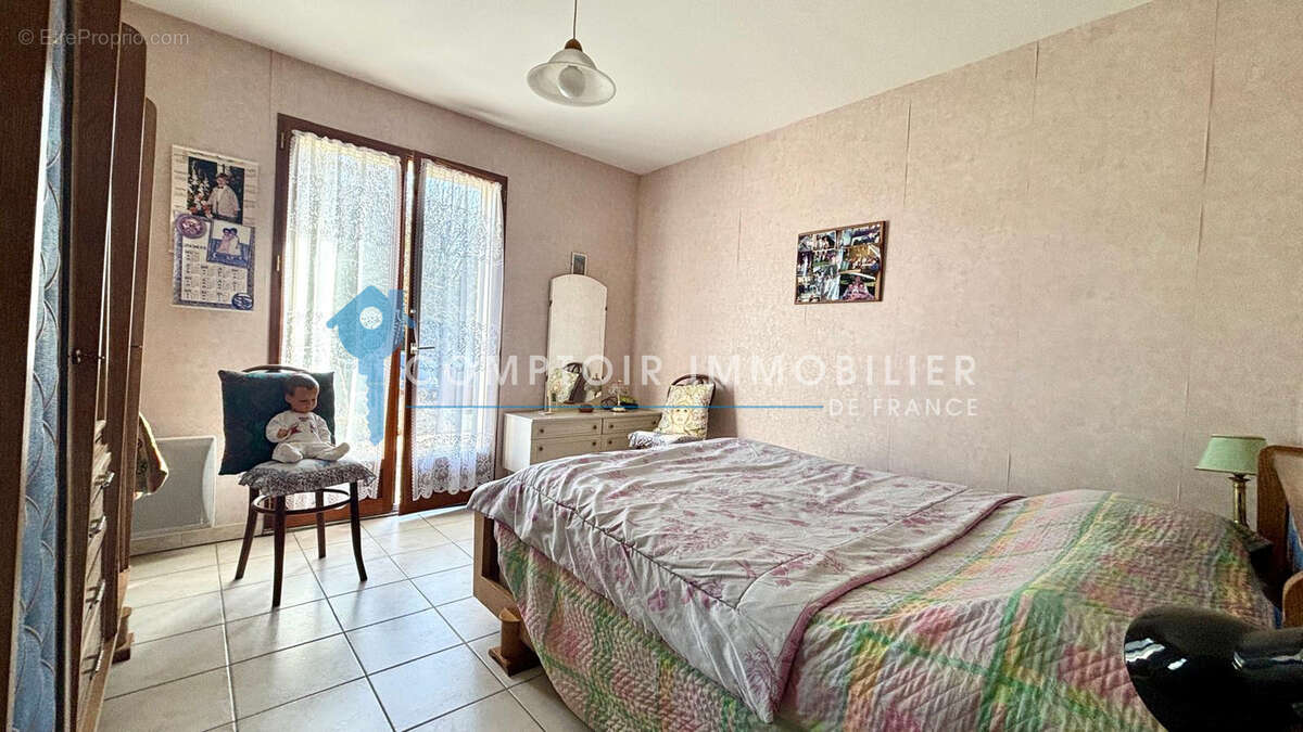 Maison T4 bord du lac de Paladru 38850 - photo 8