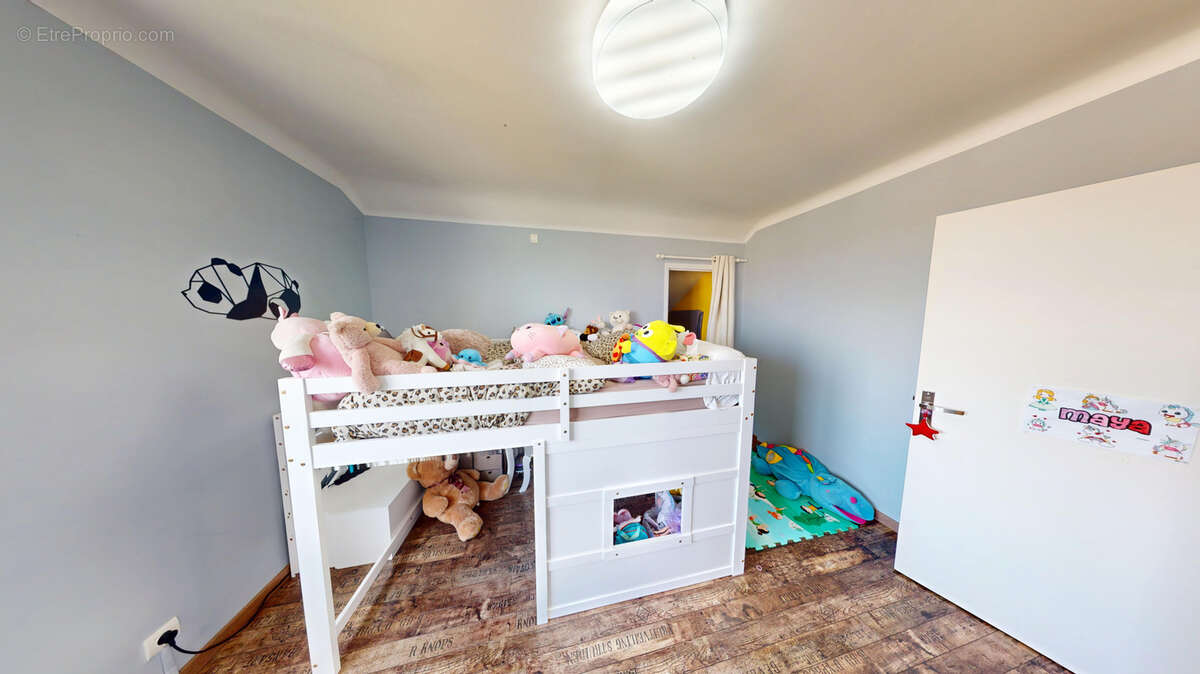 Maison à LUC-LA-PRIMAUBE