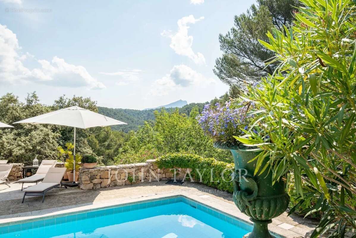 Maison à AIX-EN-PROVENCE