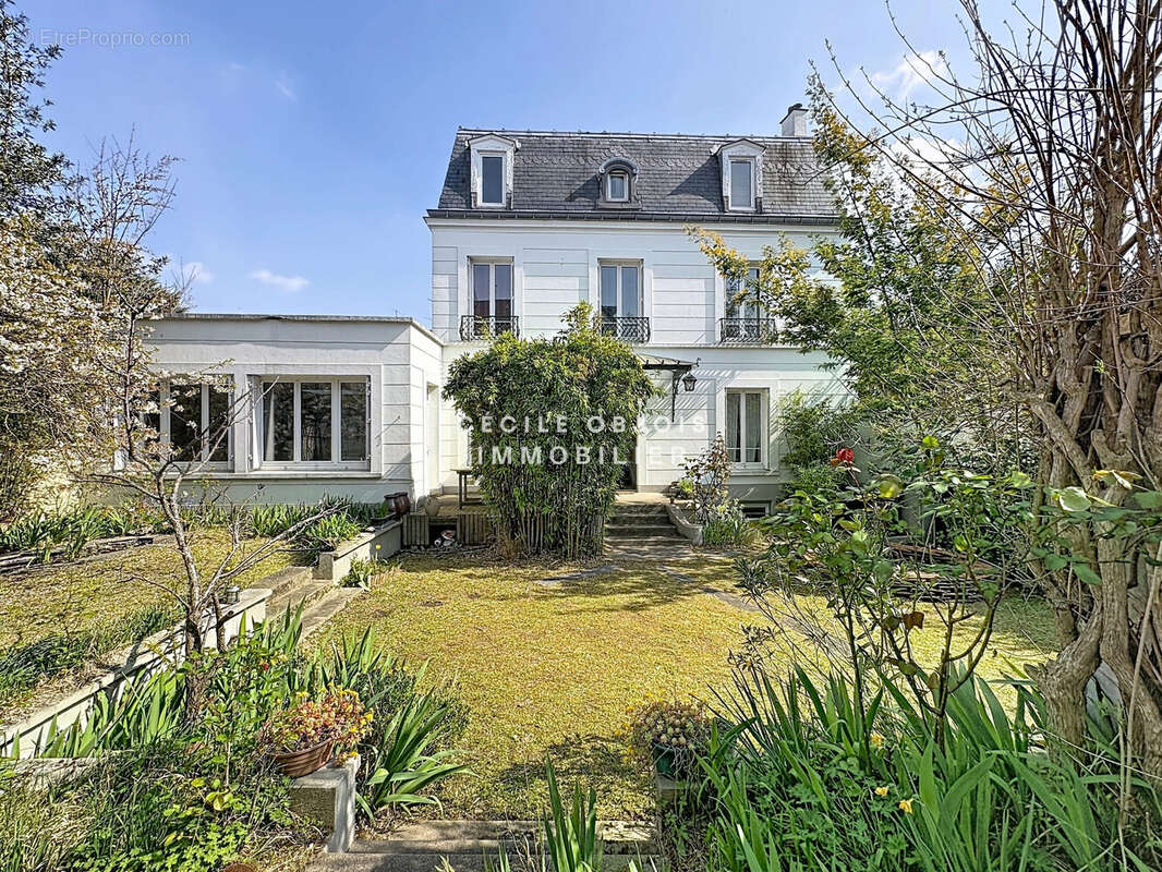 Maison à JOINVILLE-LE-PONT